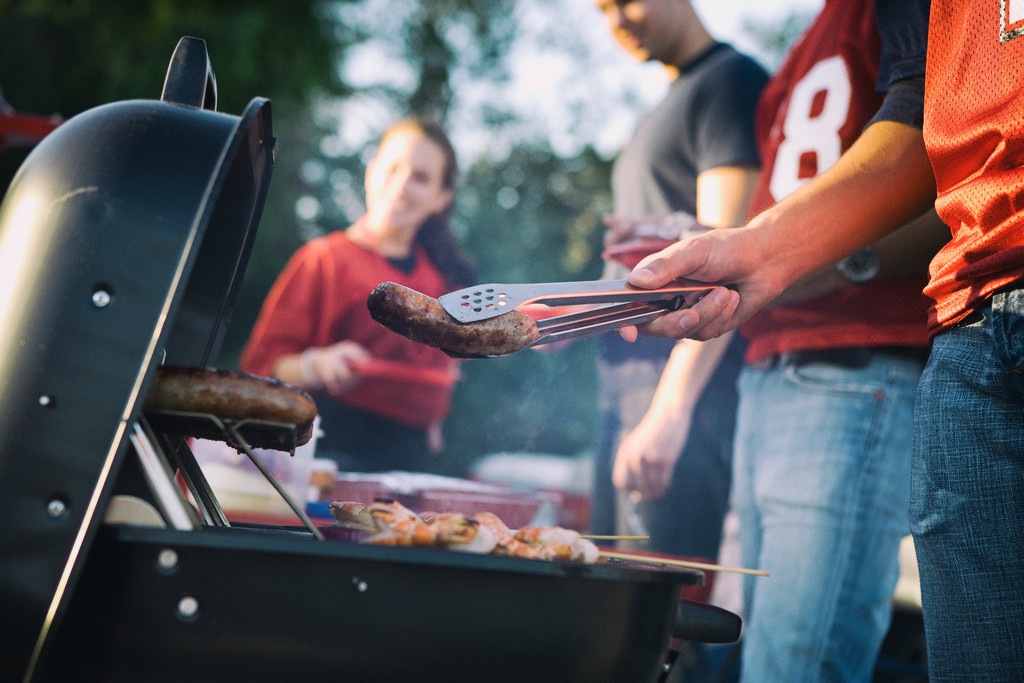 football__party_bbq_grilling_food_safety